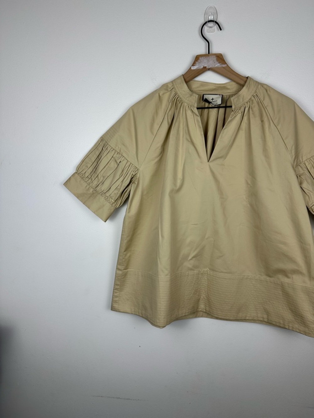 Tuckernuck Ruthie Blouse V-Neck Short Puff Sleeve Cotton Top Women’s Sz L - Picture 3 of 9